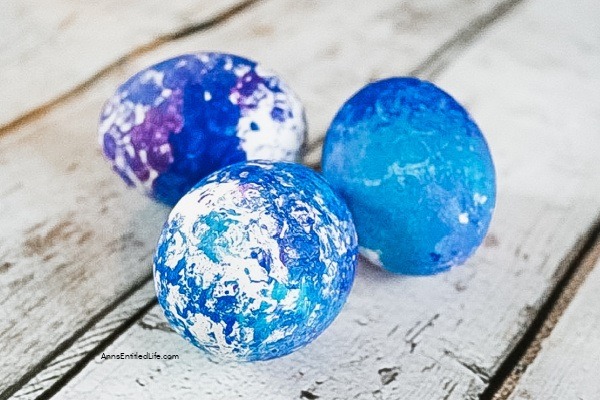Bubble Wrap Egg Decorating