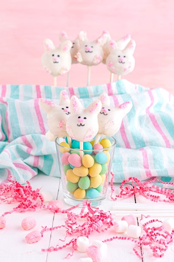 Bunny cake pops