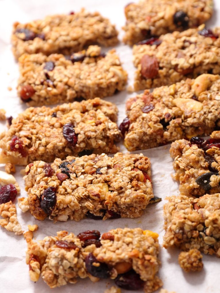 beach snacks for kids - granola bars