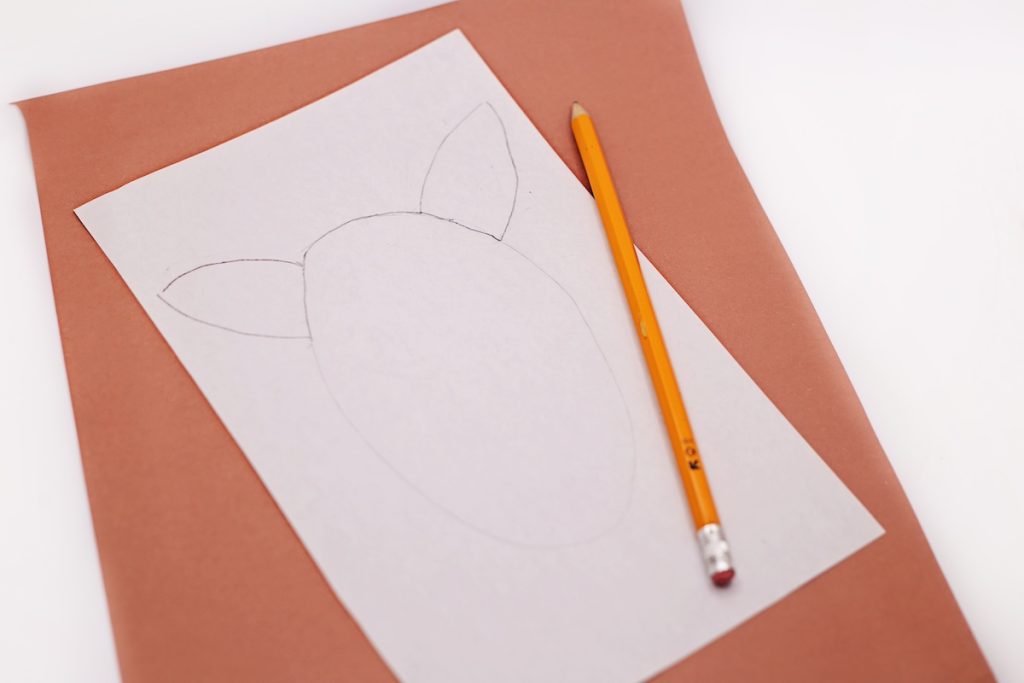 draw reindeer shape